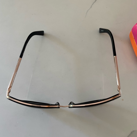 Kate Spade Sunglasses - Picture 4 of 9